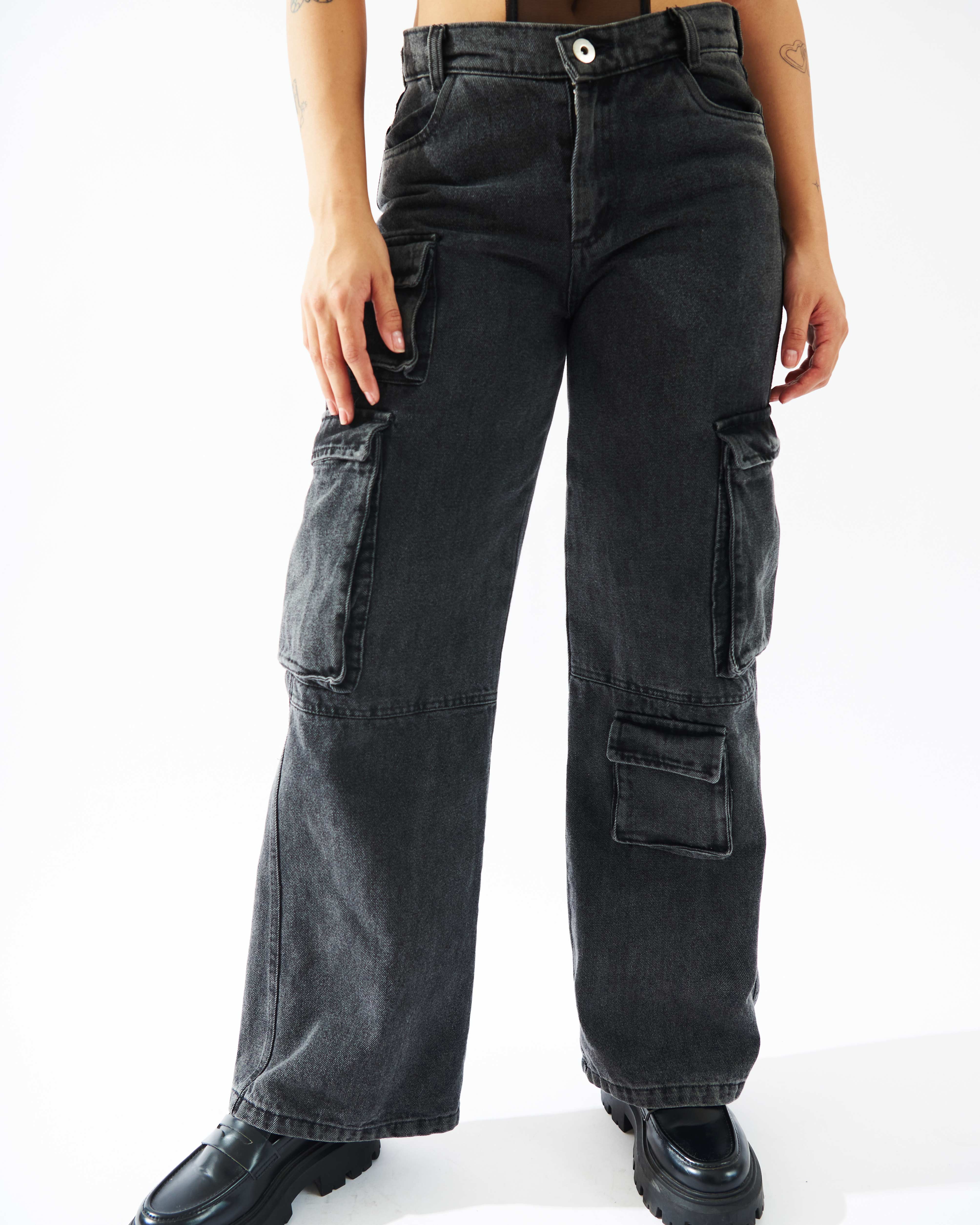 LOW-RISE UTILITY PANTS