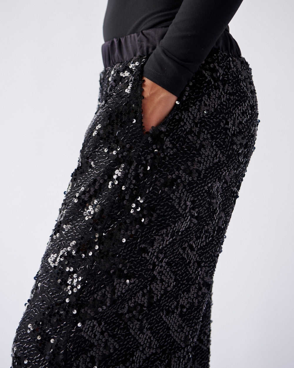 BLACK MOON PANTS