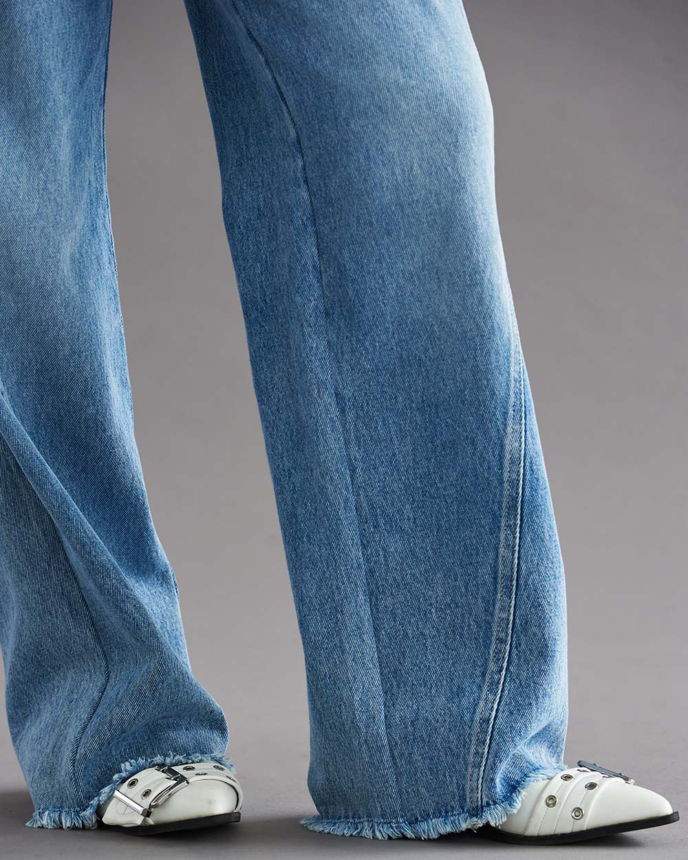 WOLF JEANS