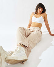 ESSENCE WHITE TOP