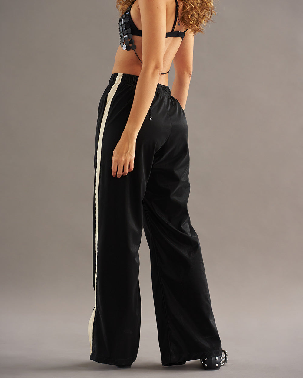 BLACK TRACK PANTS