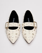 POINTER FLATS WHITE
