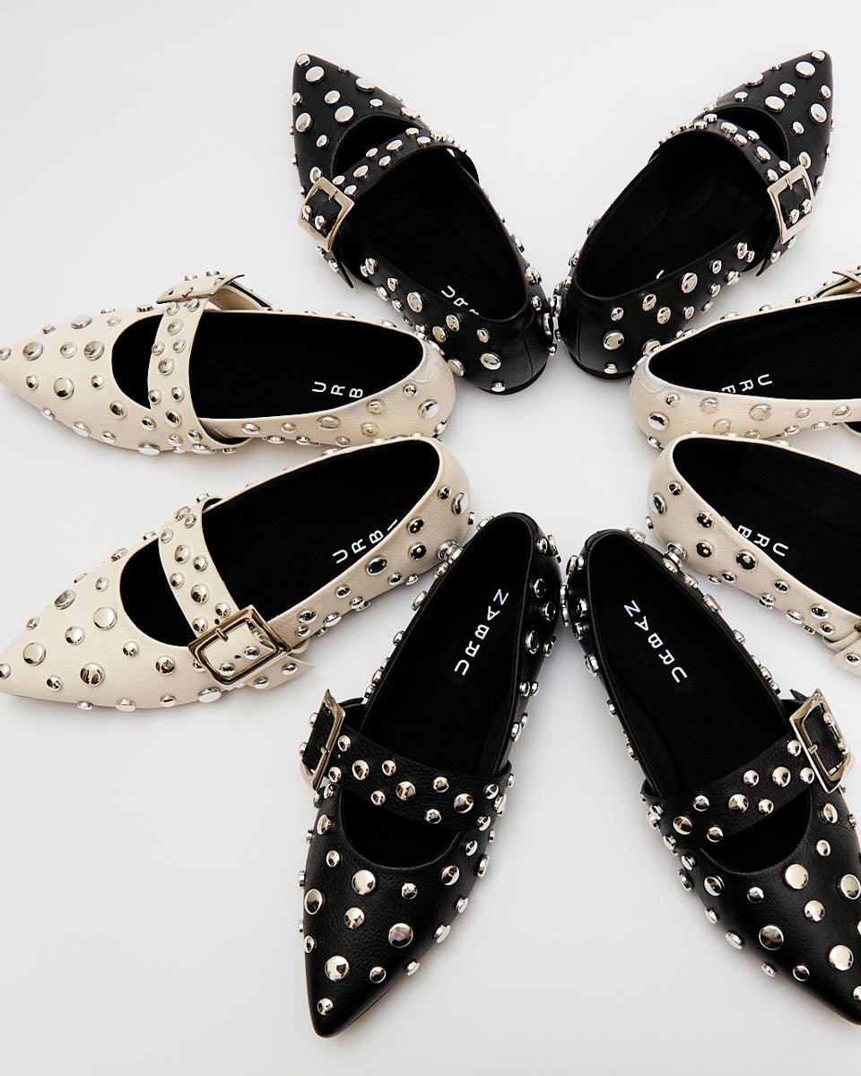 POINTER FLATS WHITE
