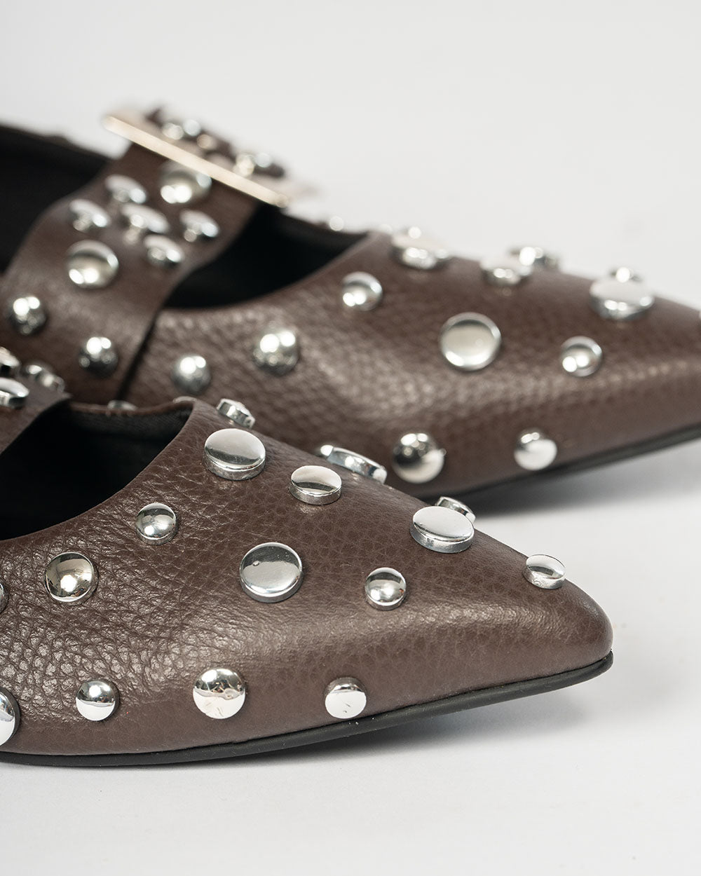 urban-rock-pointer-flats-cool-daily-look
