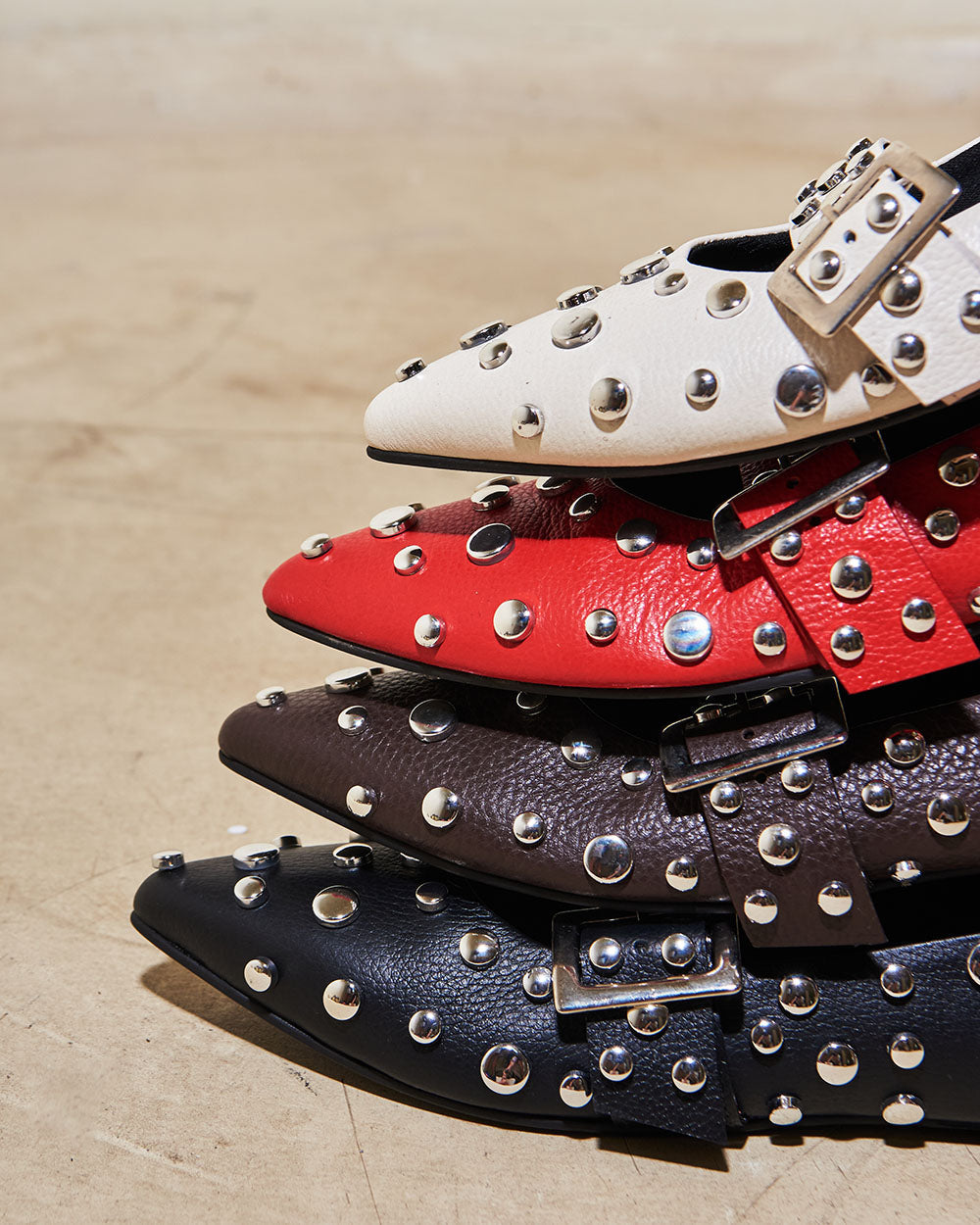 urban-rock-pointer-flats-for-outfits

