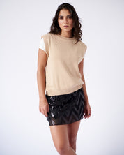 urban-rock-sand-chess-vest-relaxed-fit-detail
