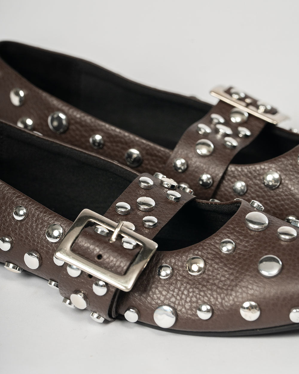 POINTER FLATS BROWN