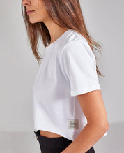 WHITE BASIC CROP TEE (4733536993340)